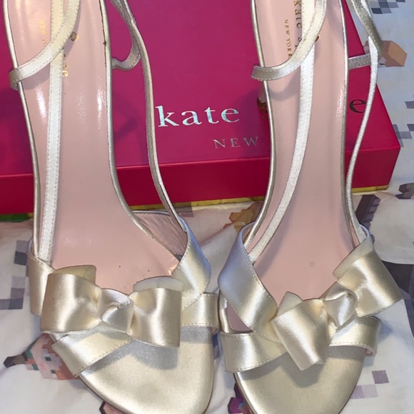 Kate Spade Ivory Bridal Satin Slingback "Ideal" Heels - Size 11 - Picture 3 of 12
